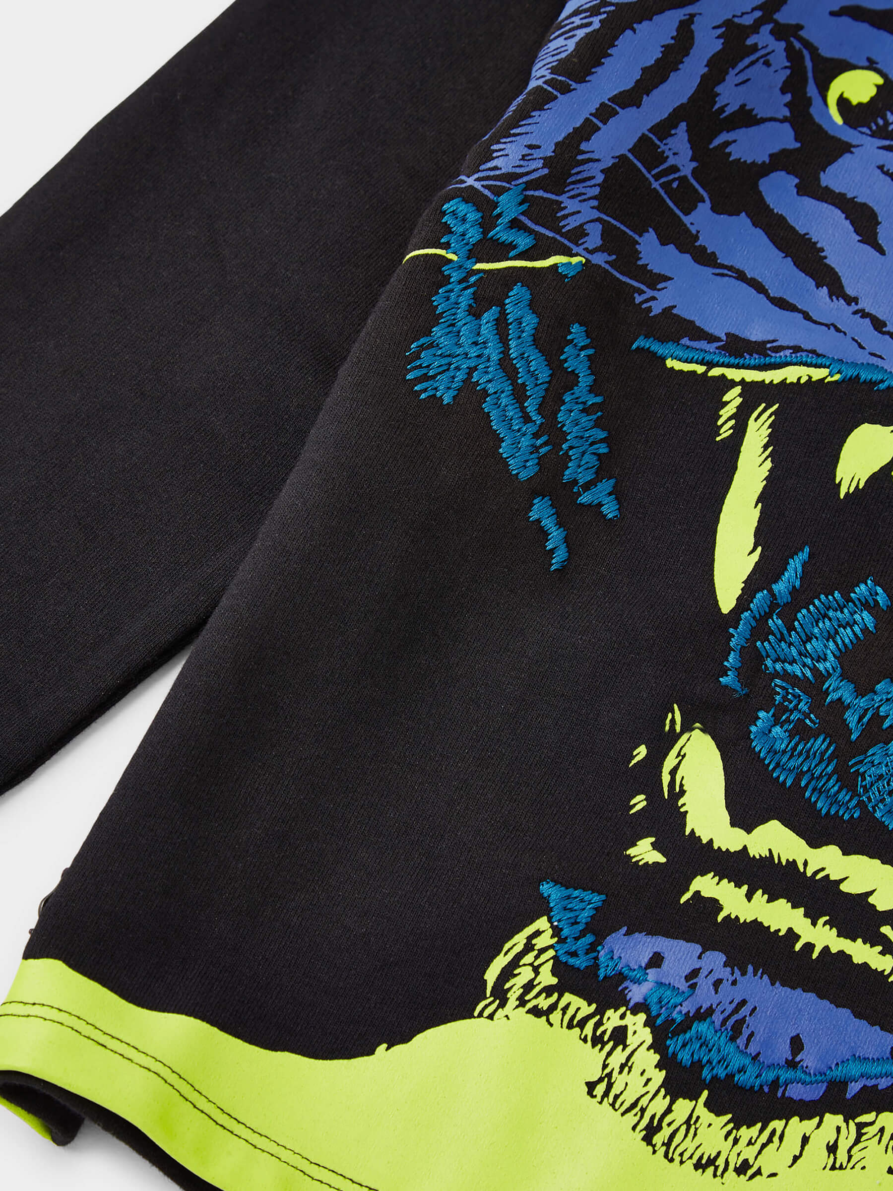 GWD Exotic Long Sleeve T-Shirt