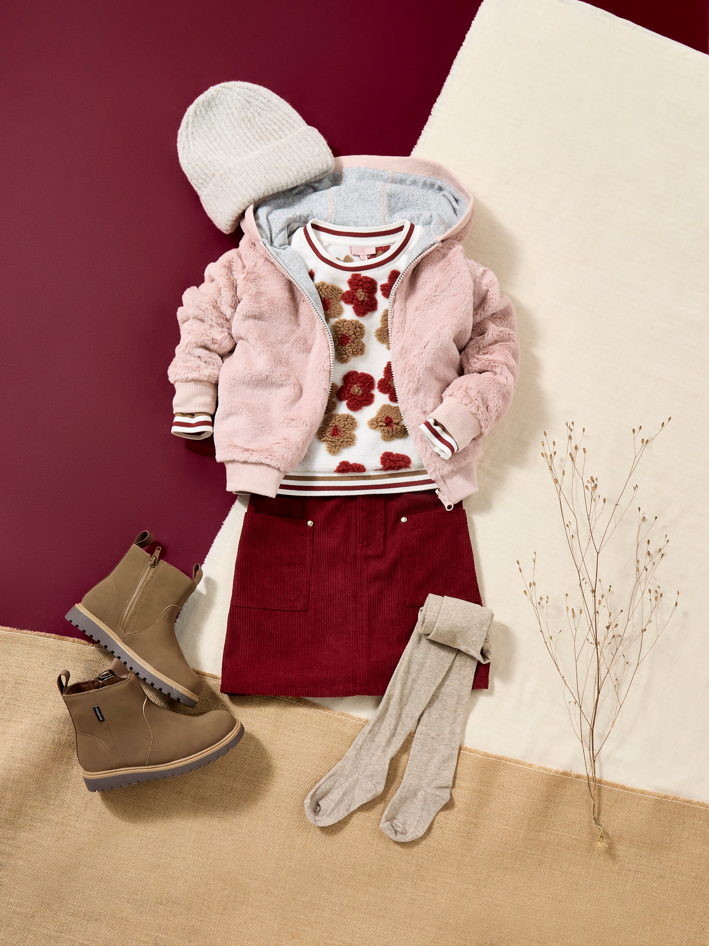 GWD Lulu Boucle Embroidered Floral Sweatshirt