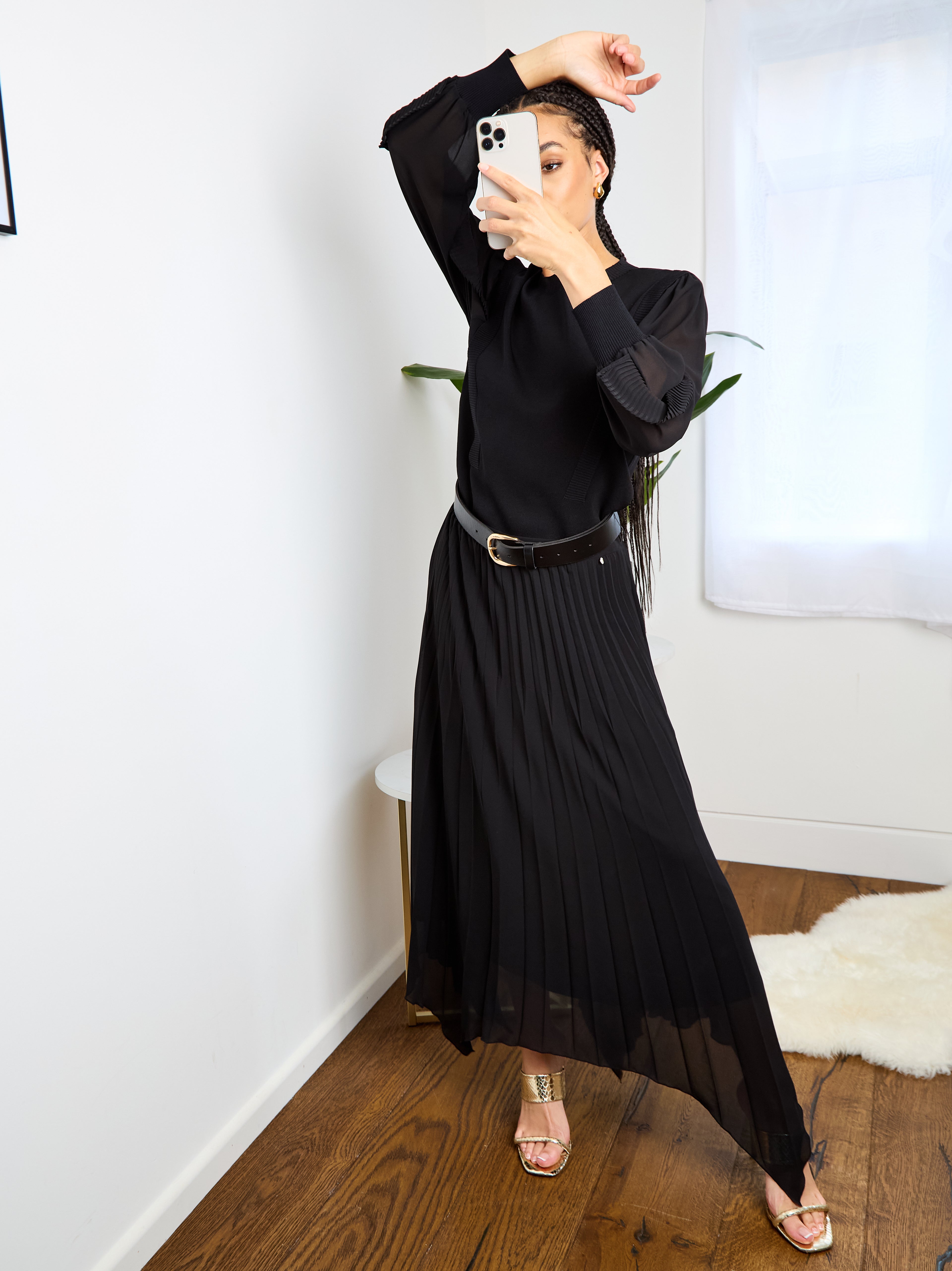 GWD Tammy Hankey Hem Pleated Skirt