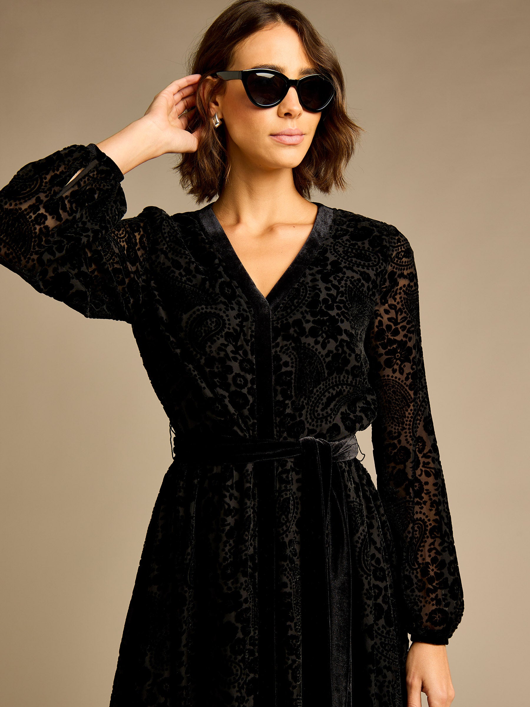 GWD Laurel Floral Devore Print Black Midi Dress