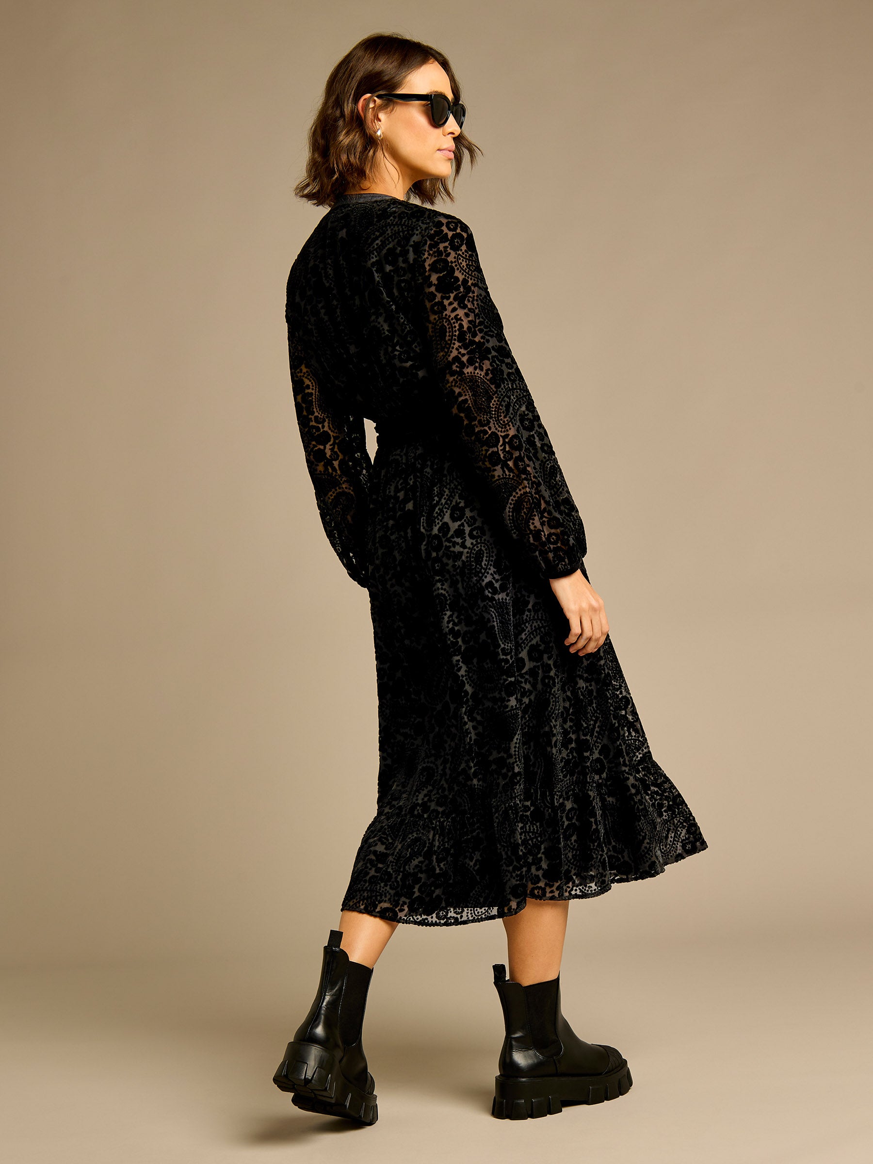 GWD Laurel Floral Devore Print Black Midi Dress