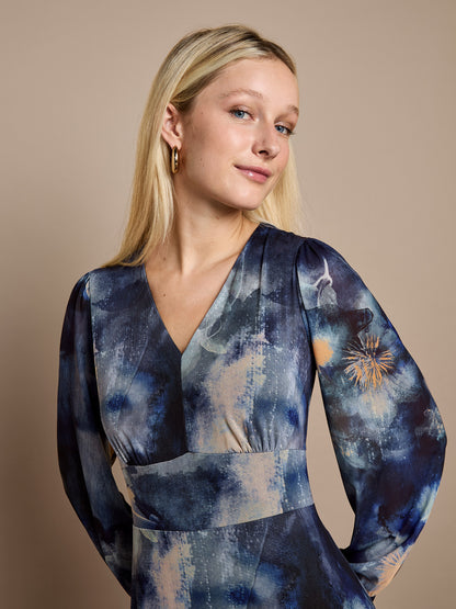 Genevieve Floral Print Maxi Dress