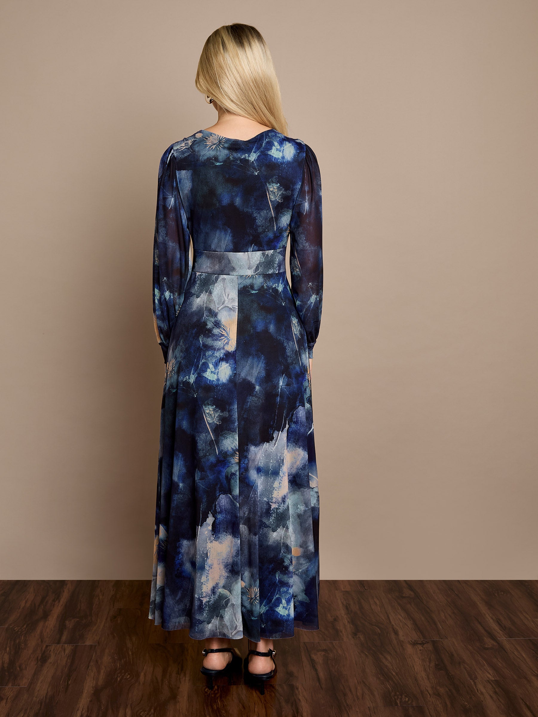 Genevieve Floral Print Maxi Dress