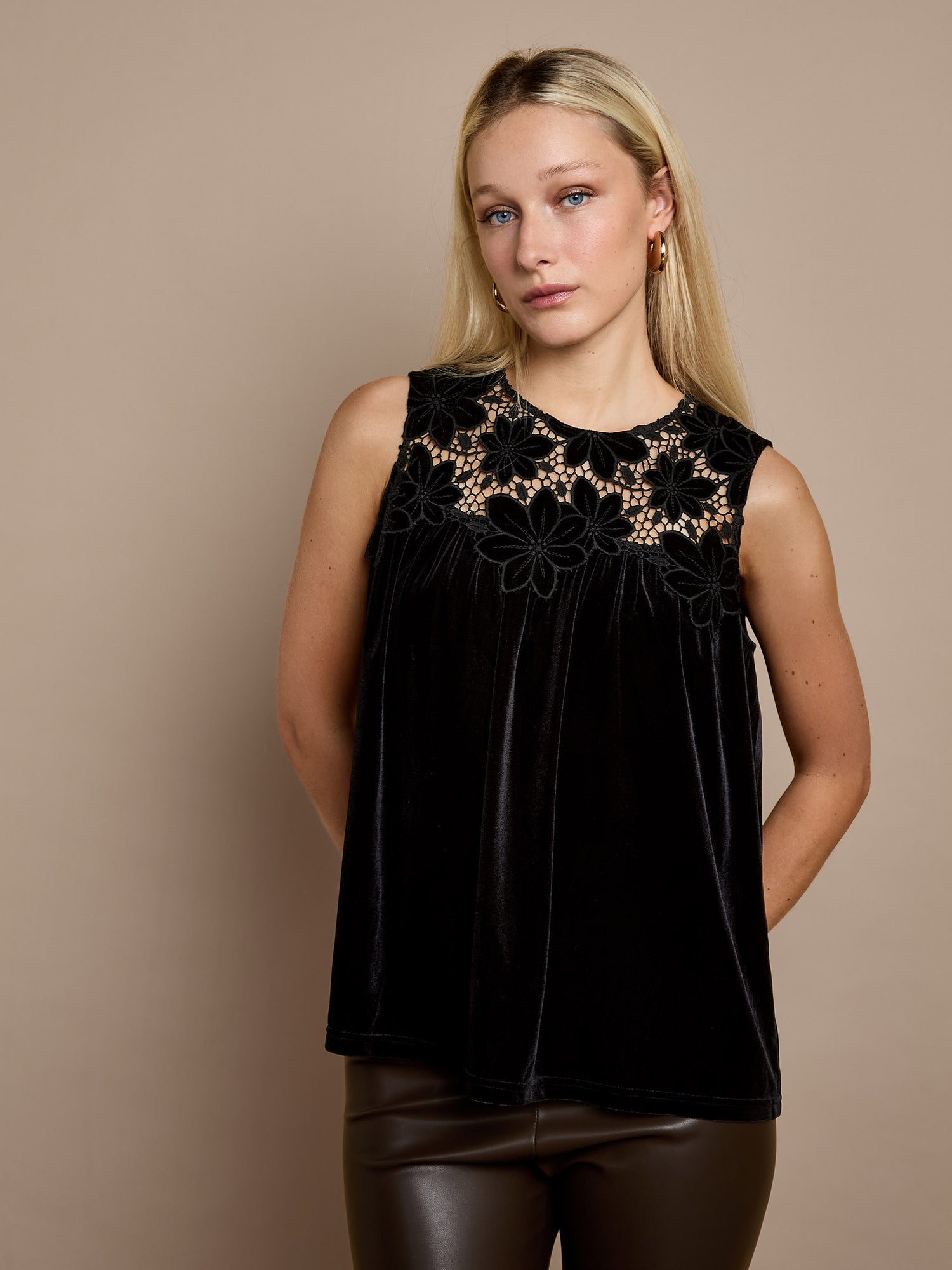 Lucie embroidered Velvet Top – Black