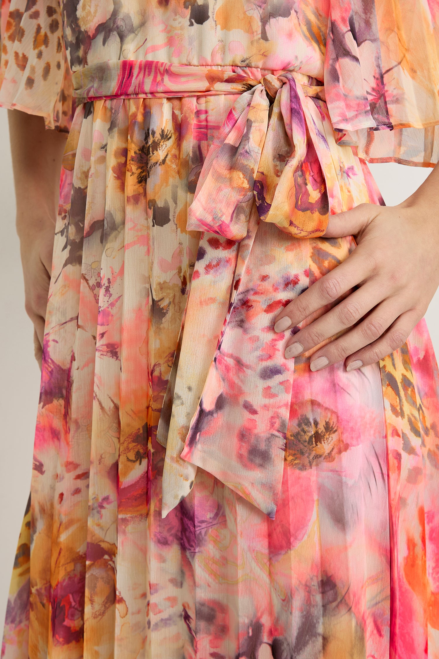 GWD Delphine Floral Print Midi Dress