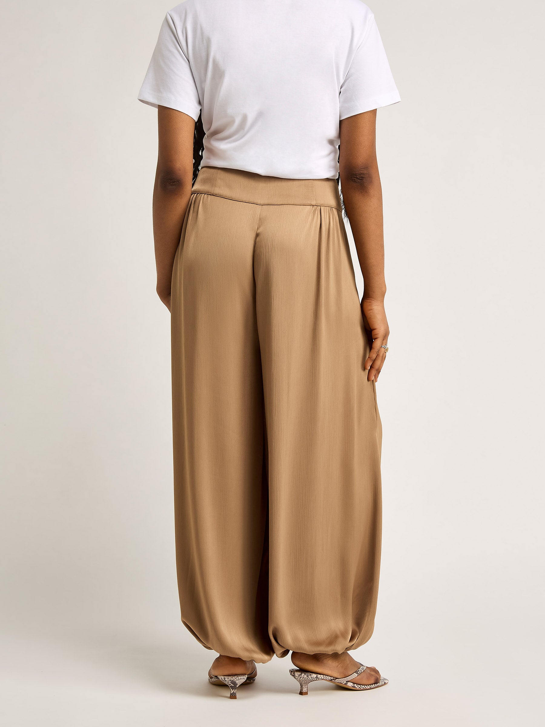 GWD Tula Satin Trouser Stone