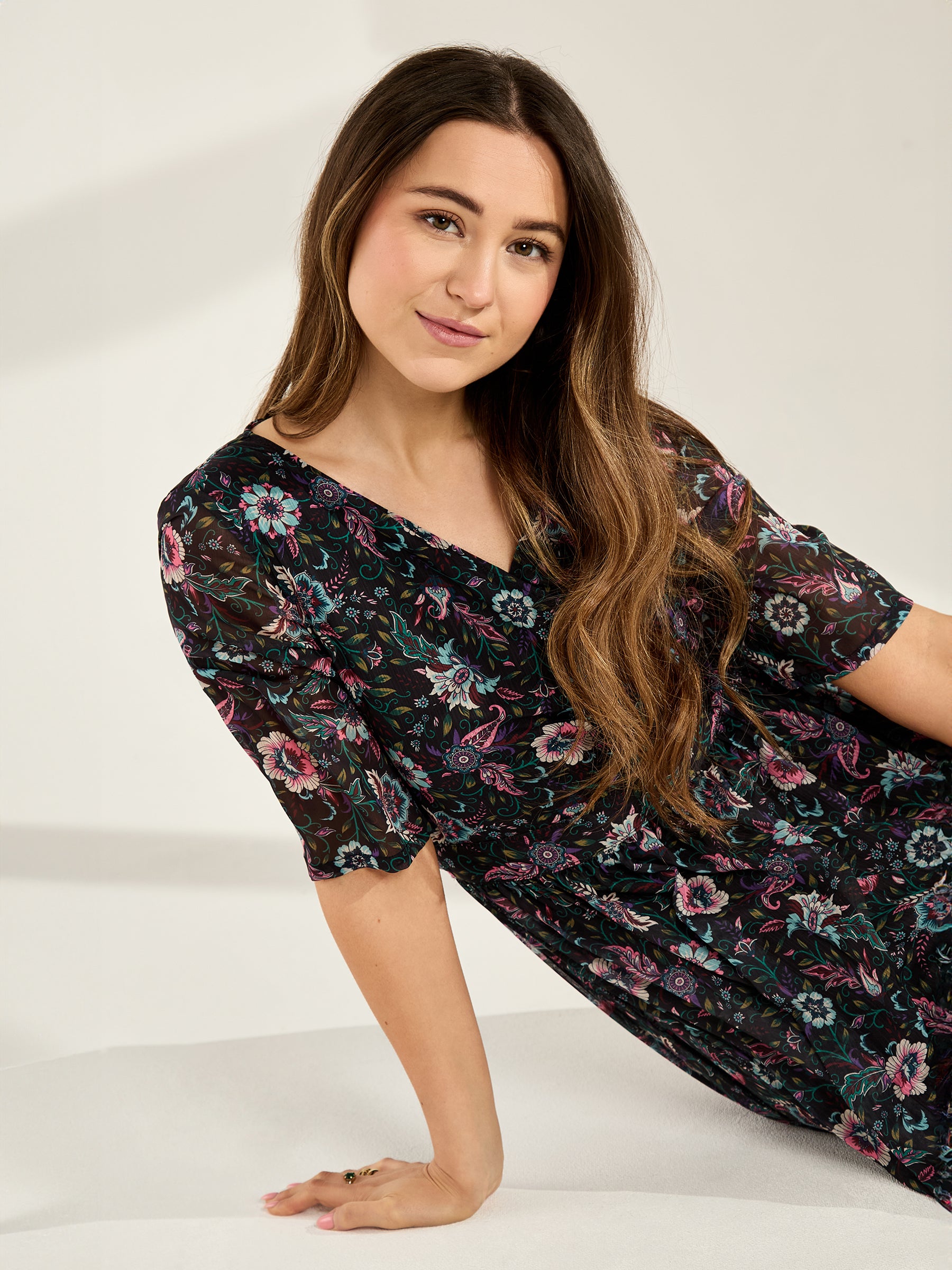 GWD Cayla Folk Floral Printed Midi Wrap Dress