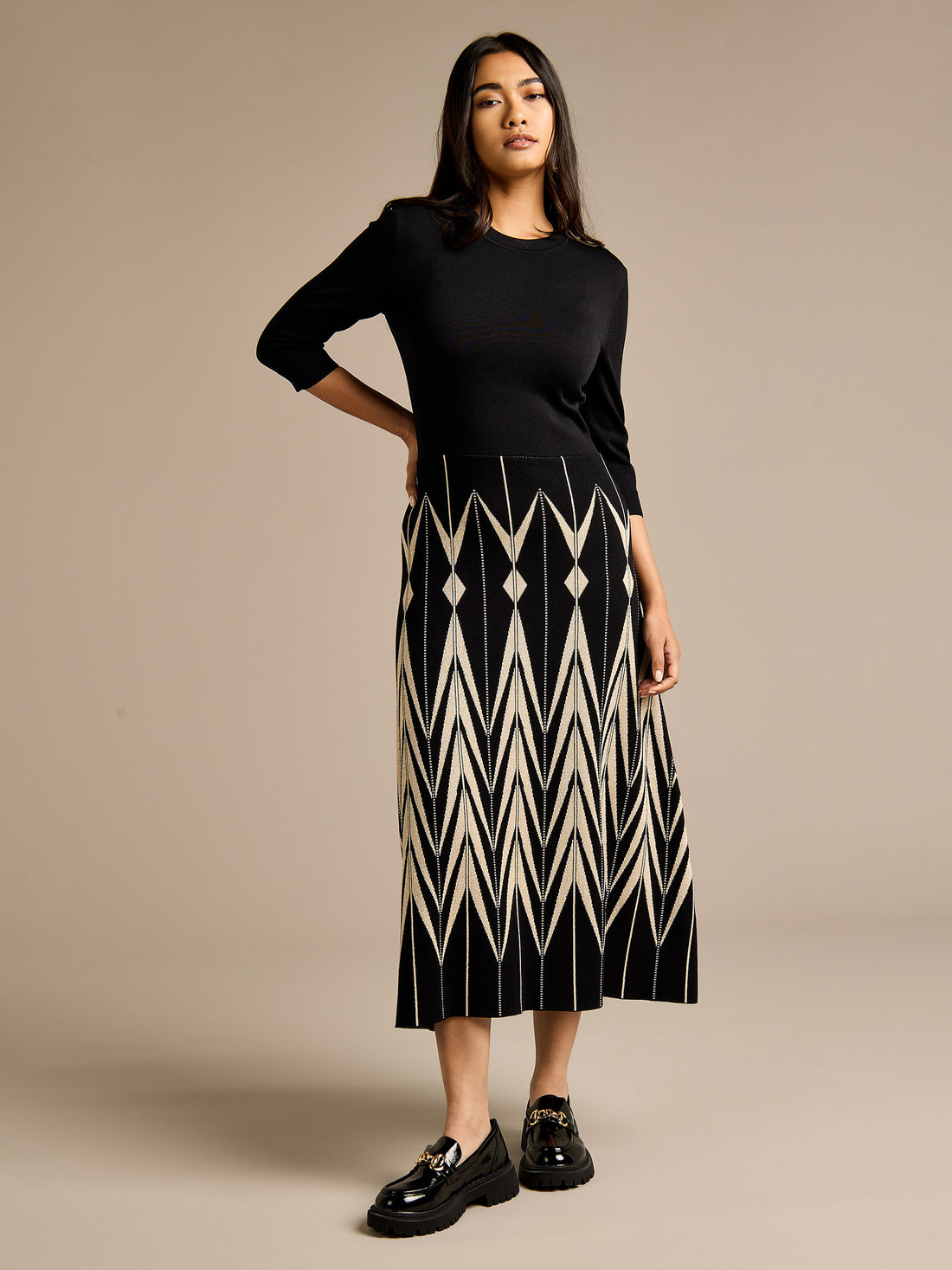 GWD Clover Geo Print Knitted Black Midi Dress