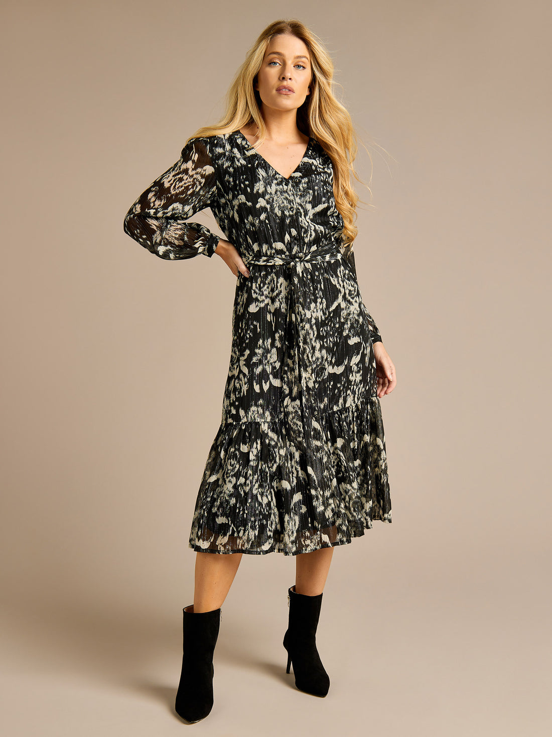 Shona Monochrome Floral Print Midi Dress