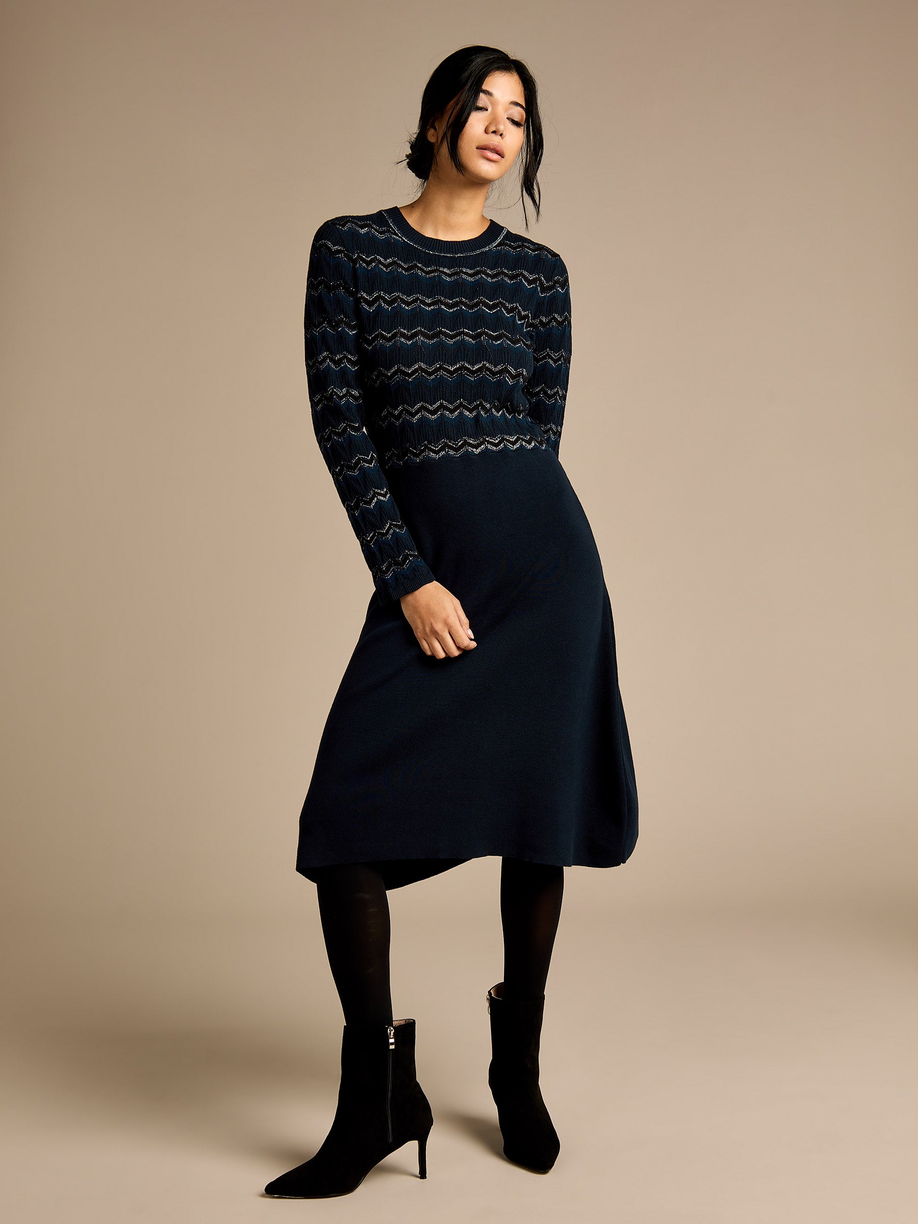 Mia Navy Knitted Midi Dress