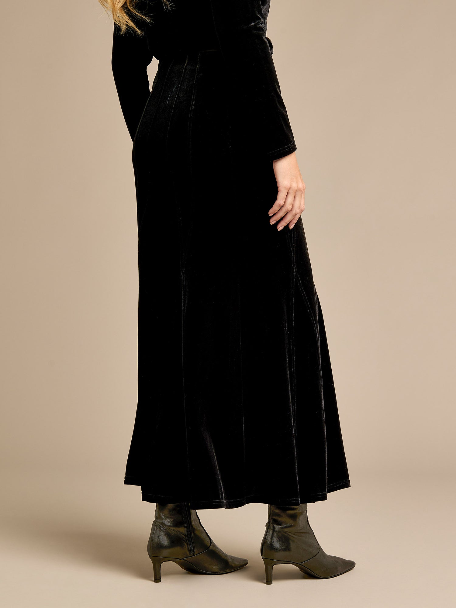 Vienna Black Velvet Maxi Skirt